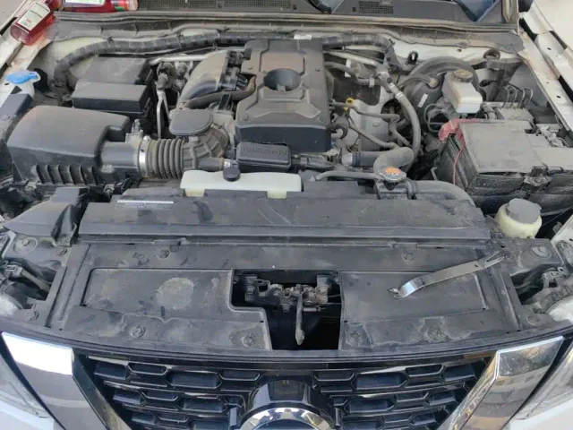 Nissan Terra — Фото автомобиля 16