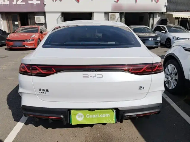 BYD Qin L — Фото автомобиля 5