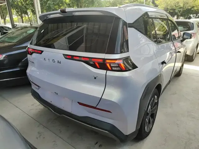 Aion AION Y 2022 70 Smart Leader Edition LFP — Фото автомобиля 4