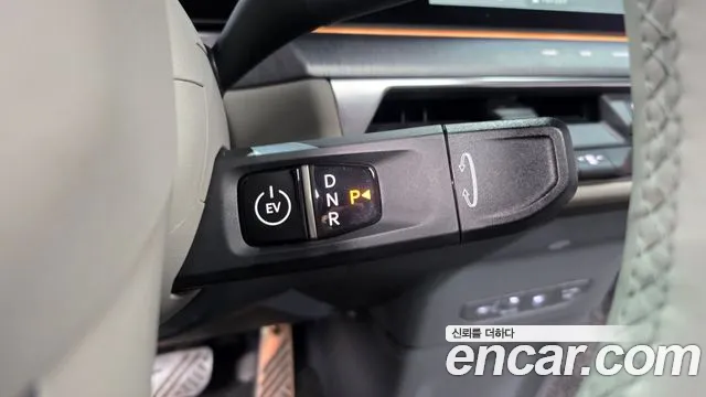 Kia EV9 — Фото автомобиля 9