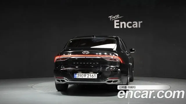 Hyundai Grandeur New — Фото автомобиля 4