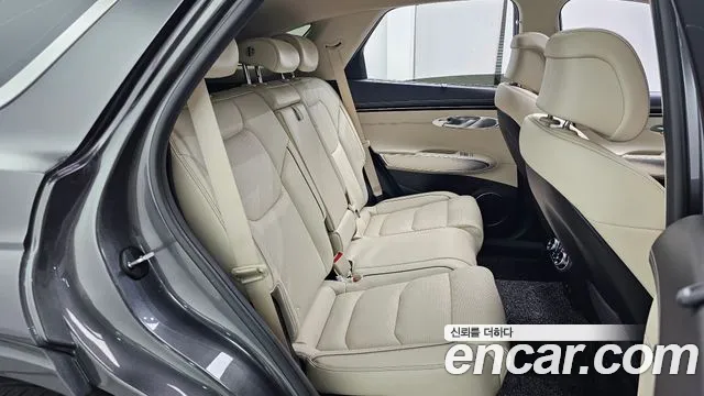 Genesis GV70 2.5T Бензин 2WD — Фото автомобиля 11
