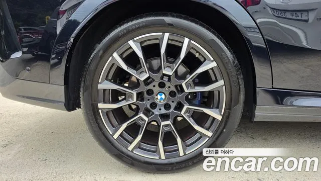 BMW X6 xDrive40i M Sport — Фото автомобиля 5