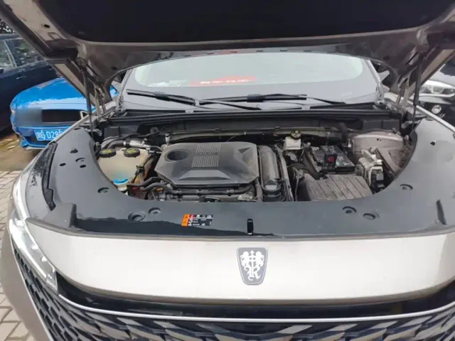 Roewe RX5 — Фото автомобиля 19