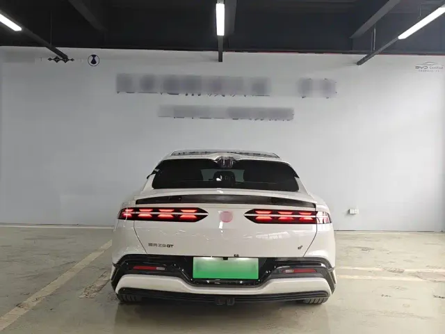 Denza Z9GT — Фото автомобиля 9