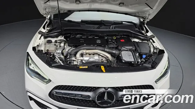 Mercedes-Benz GLA-Class H247 — Фото автомобиля 9