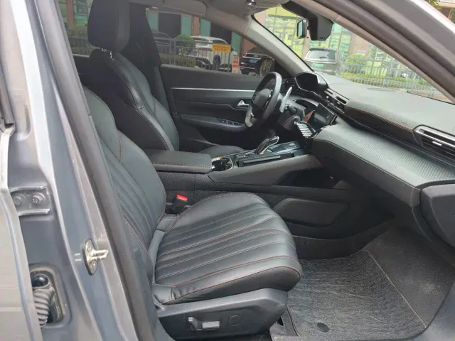 Peugeot 508 — Фото автомобиля 11