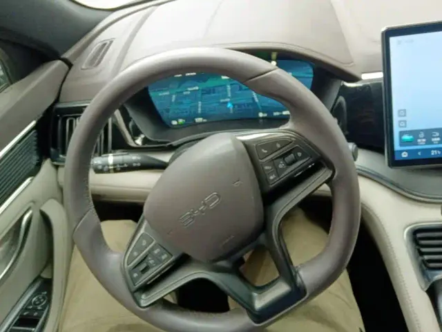 BYD Song PLUS — Фото автомобиля 15
