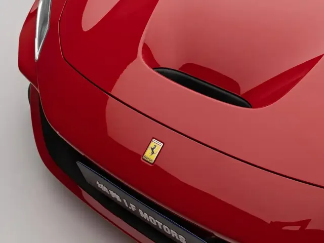 Ferrari F8 — Фото автомобиля 3