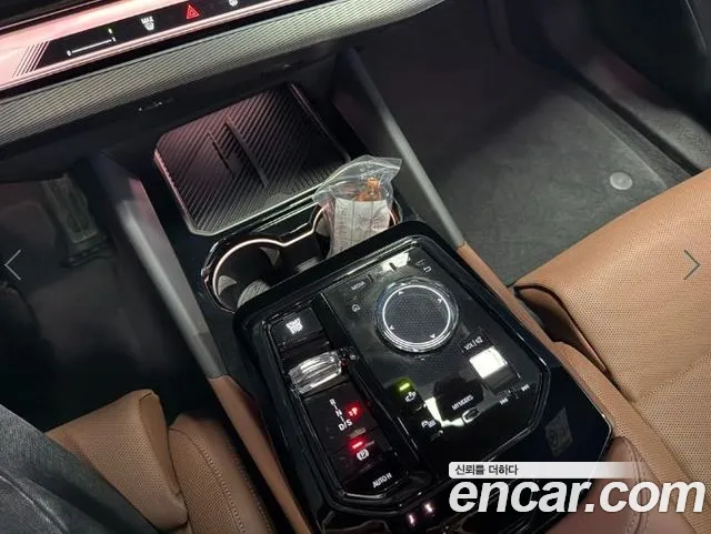 BMW 5 Series G60 — Фото автомобиля 14