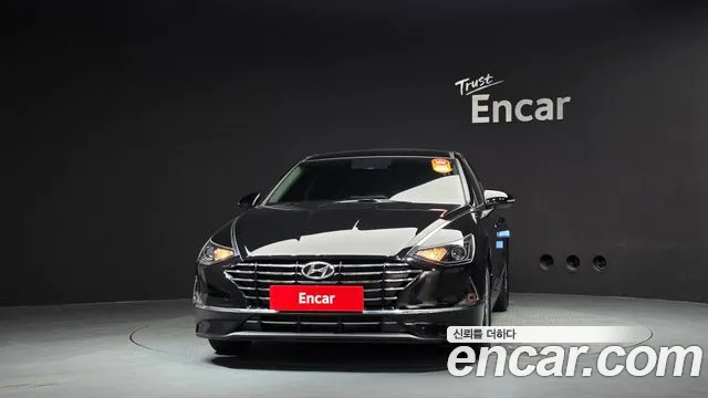 Hyundai Sonata Sonata (DN8) 2.0 LPG(Для проката) — Фото автомобиля 3