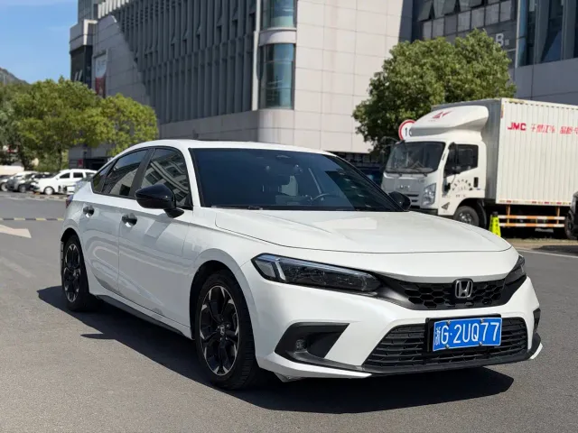 Honda Civic — Фото автомобиля 3