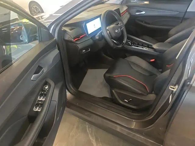 Geely Binrui — Фото автомобиля 15