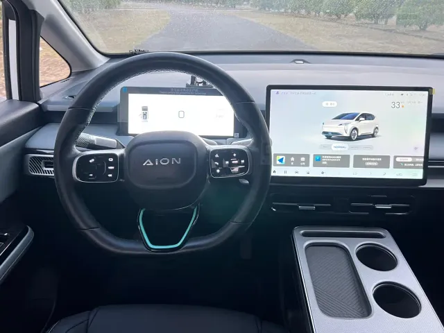 GAC Aion Y — Фото автомобиля 13