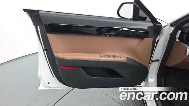 Hyundai Grandeur GN7 — Фото автомобиля 12