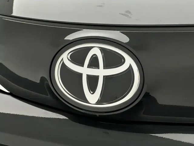 Toyota Granvia — Фото автомобиля 11