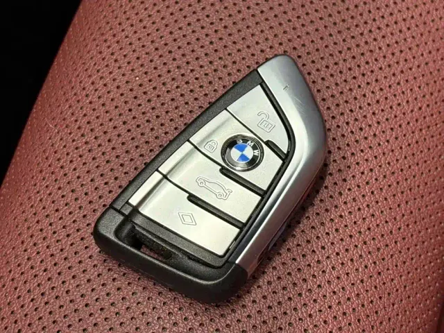 BMW 5 Series — Фото автомобиля 8