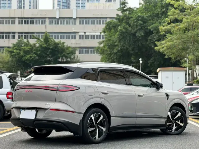BYD Sealion 06 — Фото автомобиля 3