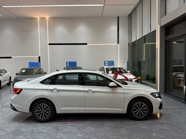 Volkswagen Sagitar — Фото автомобиля 4