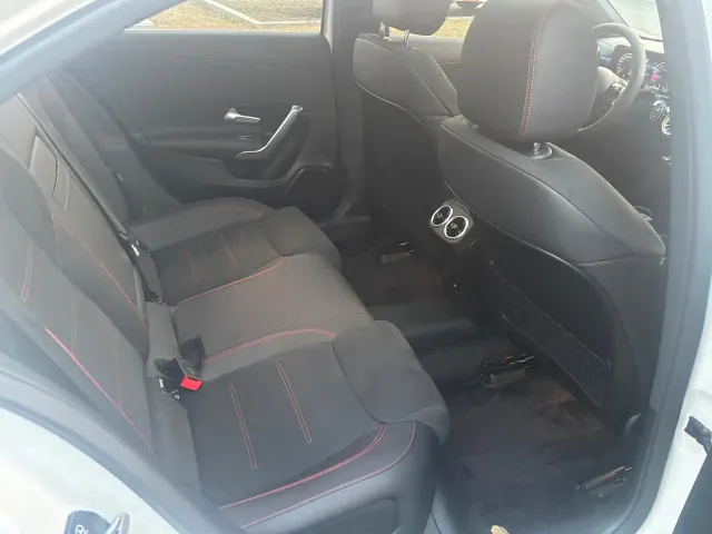 Mercedes-Benz A-Class — Фото автомобиля 13