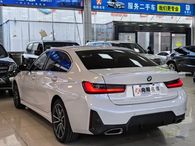 BMW 3 Series — Фото автомобиля 5