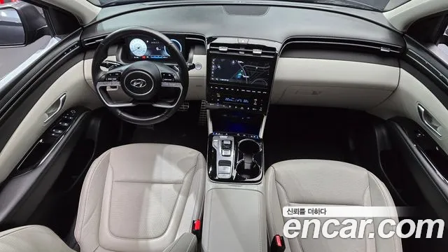 Hyundai Tucson Tucson (NX4) Бензин 1.6 турбо 2WD — Фото автомобиля 2