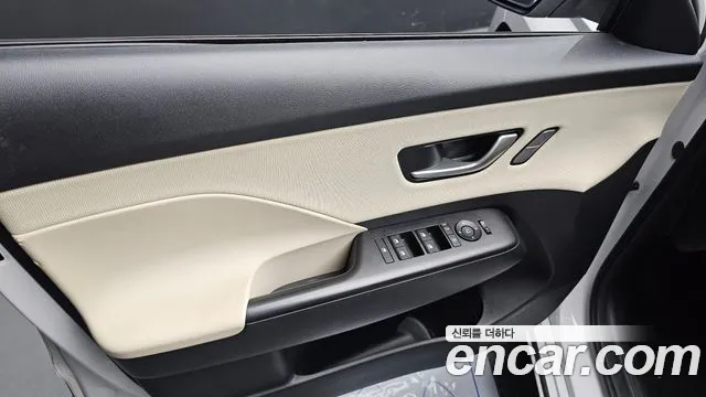 Hyundai Kona SX2 — Фото автомобиля 24