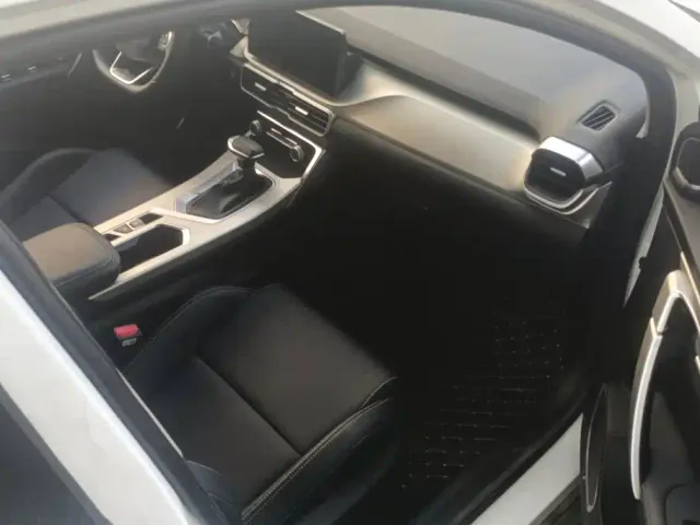 Geely Binyue — Фото автомобиля 8
