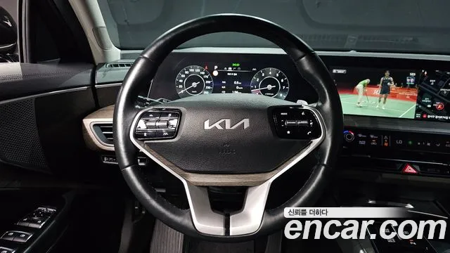Kia K8 — Фото автомобиля 13