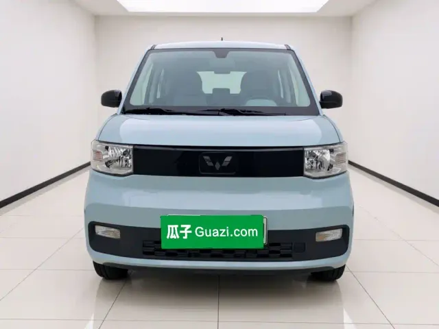 Wuling Hongguang Mini EV — Фото автомобиля 2