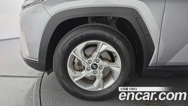 Hyundai Tucson Tucson (NX4) Дизель 2.0 2WD — Фото автомобиля 5