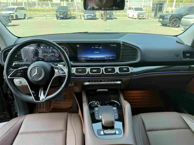 Mercedes-Benz GLE-Class — Фото автомобиля 10