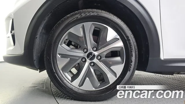 Kia Niro Niro Plus Air — Фото автомобиля 5