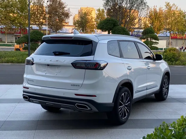 Chery Tiggo 8 — Фото автомобиля 9