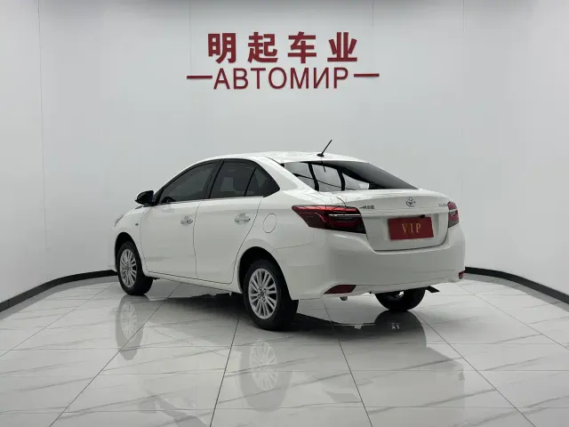 Toyota Vios — Фото автомобиля 7