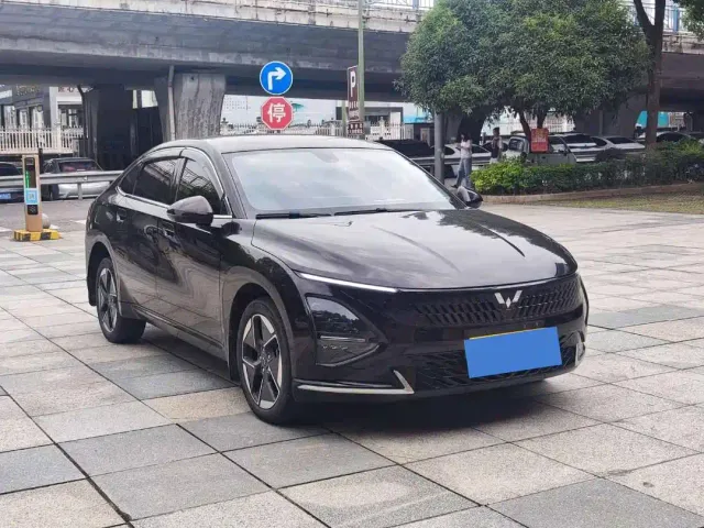 Wuling Starlight — Фото автомобиля 3