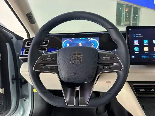 BYD Qin L — Фото автомобиля 17