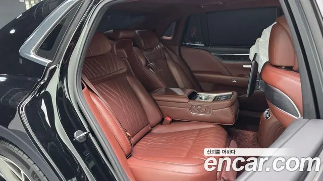 Genesis G90 — Фото автомобиля 10