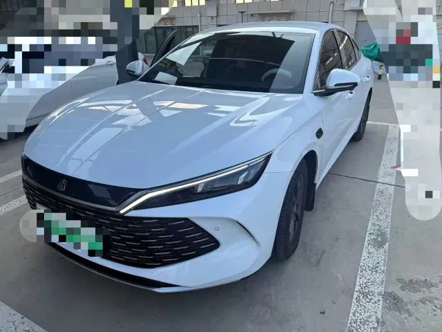 Фотография автомобиля — BYD Qin L