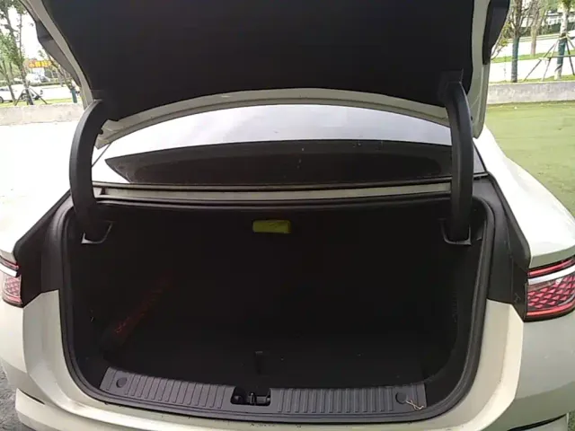 BYD Seal 07 DM-i 2026 DM-i 1.5T 230km Flagship — Фото автомобиля 18
