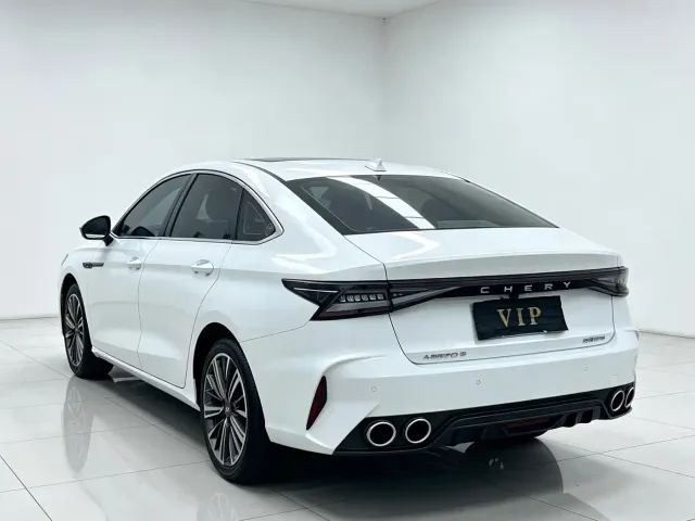 Chery Arrizo 8 — Фото автомобиля 9