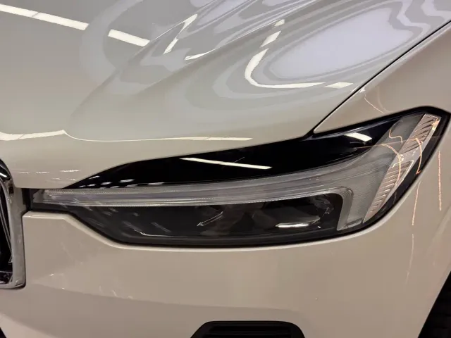 Volvo XC60 — Фото автомобиля 5
