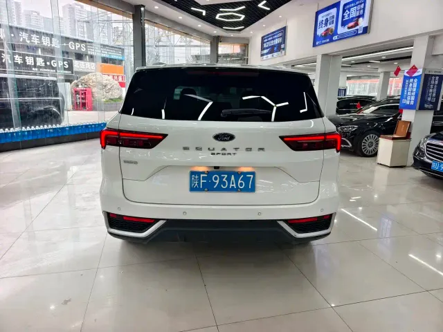 Ford Lingrui — Фото автомобиля 16