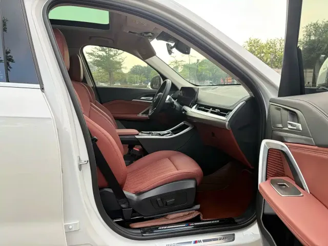 BMW BMW X1 2025 sDrive25Li M Sport Package — Фото автомобиля 23