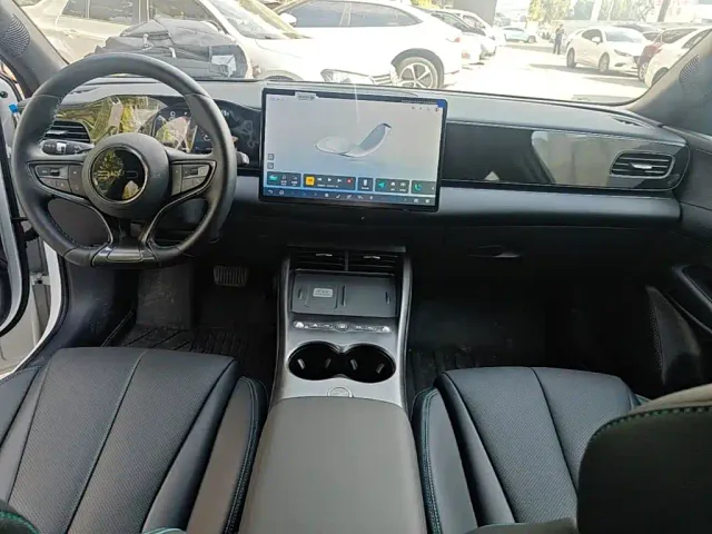 BYD Seal 06 — Фото автомобиля 9