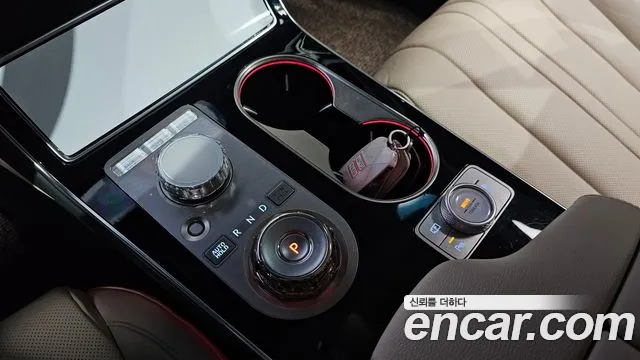 Genesis GV80 — Фото автомобиля 12