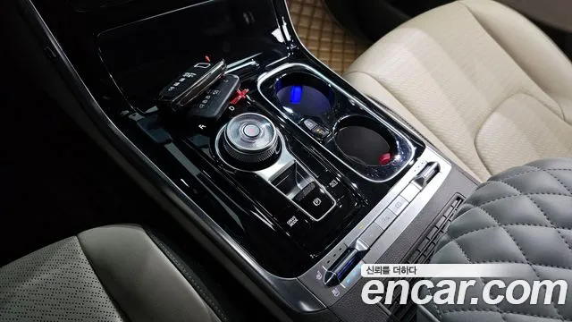 Kia Canival Carnival 4 поколение Бензин 7 мест Hi-Limousine — Фото автомобиля 12