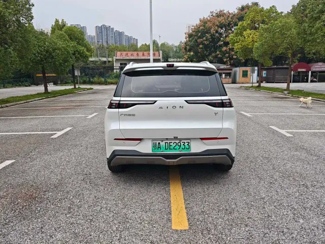 GAC Aion Y — Фото автомобиля 8