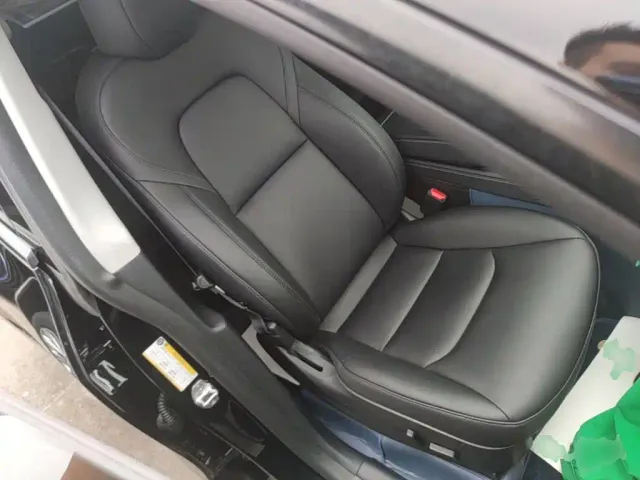 Tesla Model Y — Фото автомобиля 24