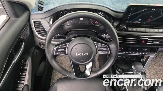 Kia Seltos — Фото автомобиля 22